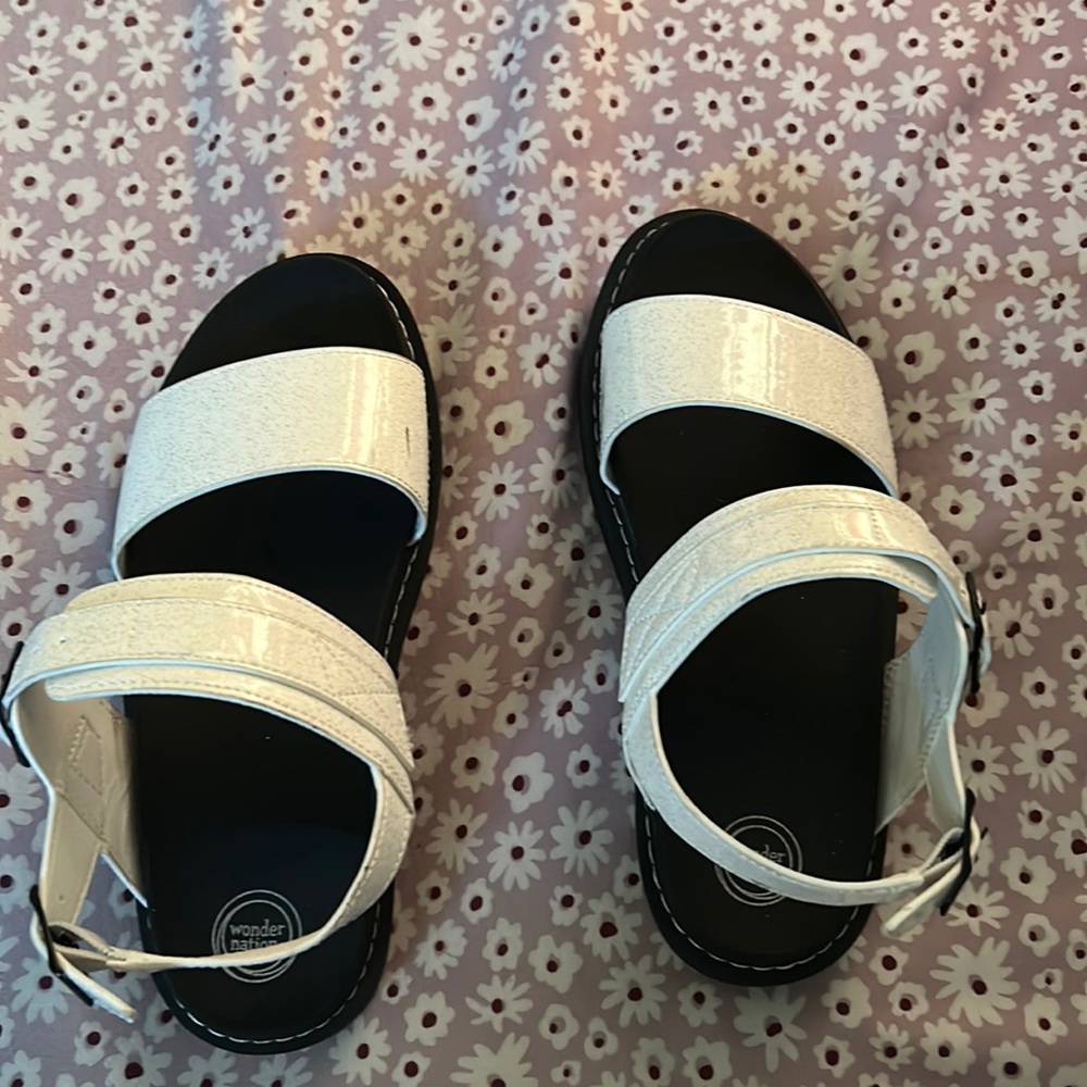 Sandals by wonder nation